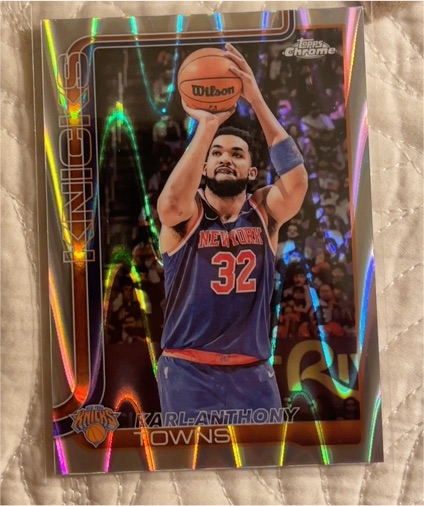 2025-26 Topps Chrome #179 Karl-Anthony Towns — front