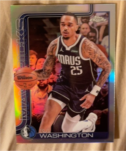 2025-26 Topps Chrome #19 P.J. Washington — front