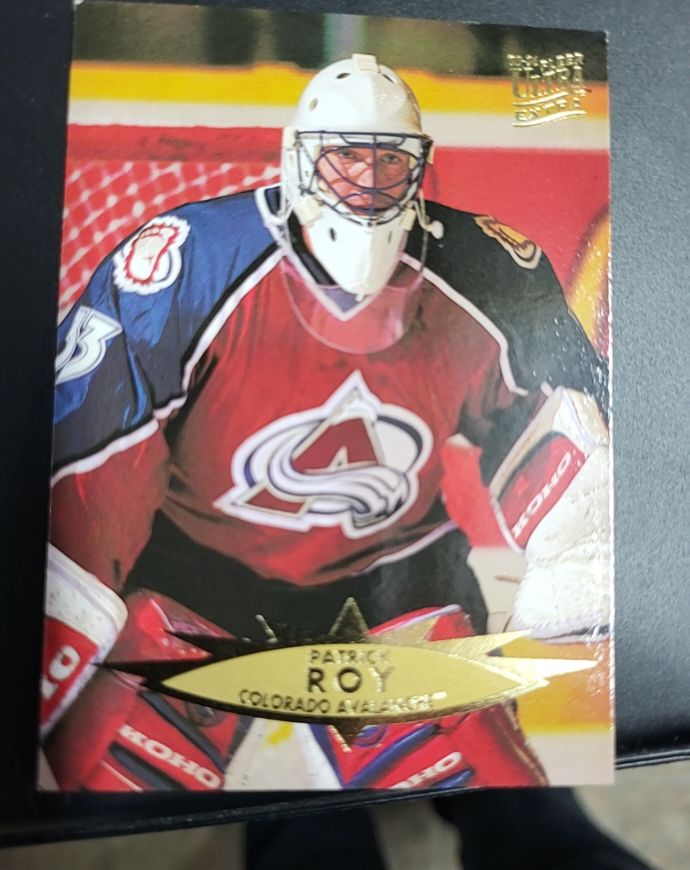 1995-96 Fleer Ultra Extra #225 Patrick Roy — front