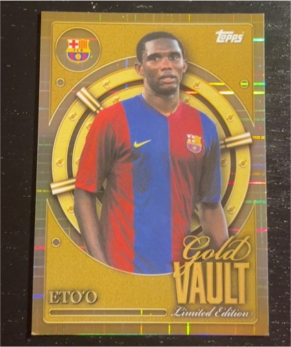 2025-26 Topps FC Barcelona Collector Tin #GV-10 Samuel Eto'o Gold Vault Limited Edition — front