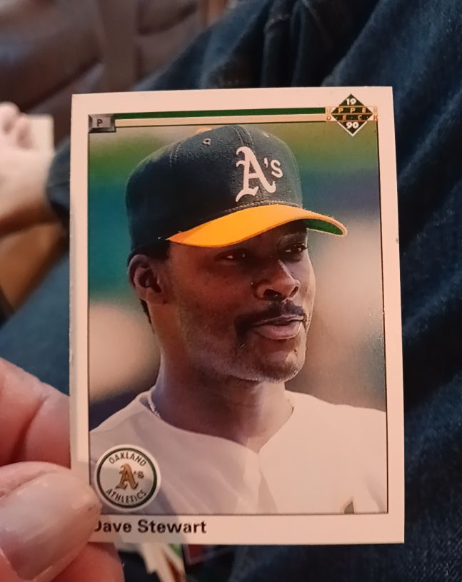 1990 Upper Deck #272 Dave Stewart — front