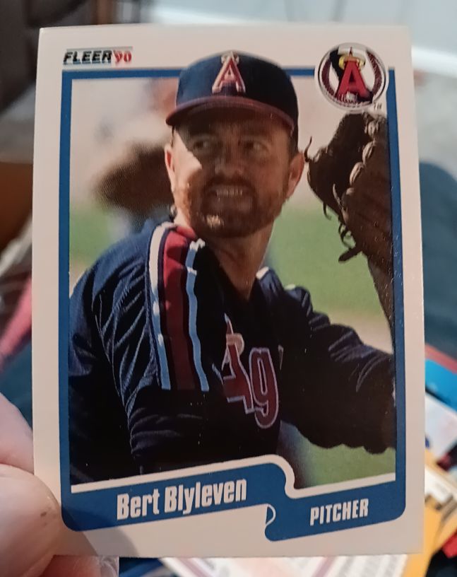1990 Fleer #128 Bert Blyleven — front