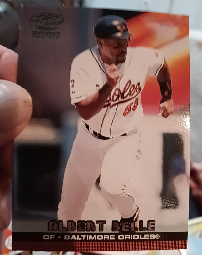 2000 Pacific #Albert Belle Baltimore Orioles — front