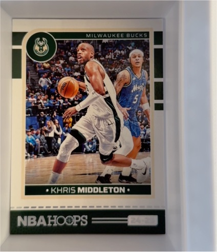 2024-25 Panini NBA Hoops #22 Khris Middleton — front