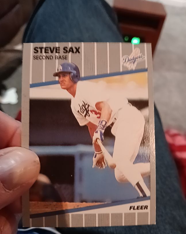 1989 Fleer #70 Steve Sax — front