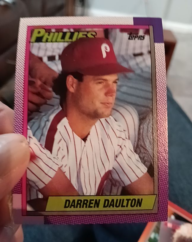 1990 Topps #542 Darren Daulton — front