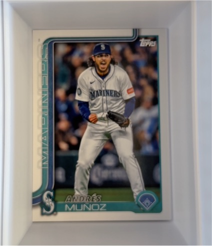 2025 Topps Update Series #US12 Andres Munoz — front