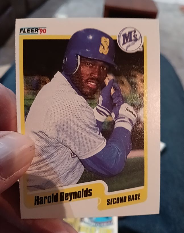 1990 Fleer #524 Harold Reynolds — front