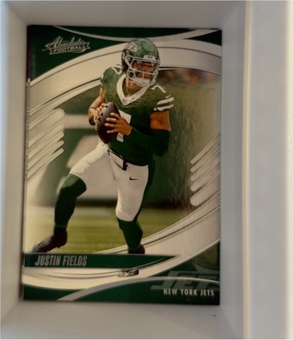 2025 Panini Absolute #3 Justin Fields — front