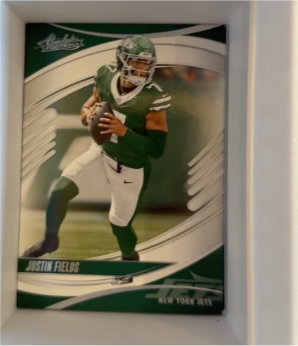 2025 Panini Absolute #3 Justin Fields — front
