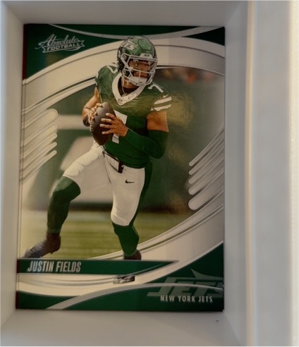 2025 Panini Absolute #3 Justin Fields — front