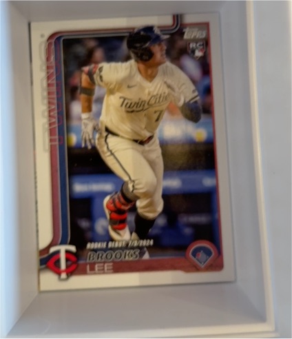 2025 Topps Update Series #US243 Brooks Lee — front