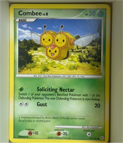 2007 Pokémon Diamond & Pearl #79 Combee — front