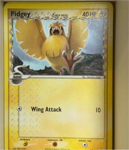 2006 Pokémon EX Holon Phantoms #77 Pidgey — front