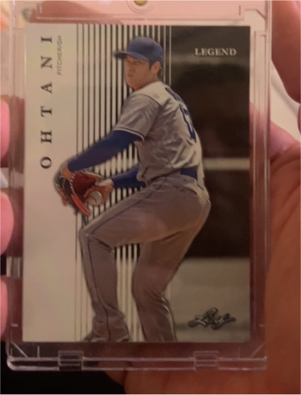 2023 Leaf Premier #L-08 Shohei Ohtani — front