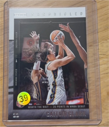 2025 Panini Chronicled #2 Caitlin Clark — front