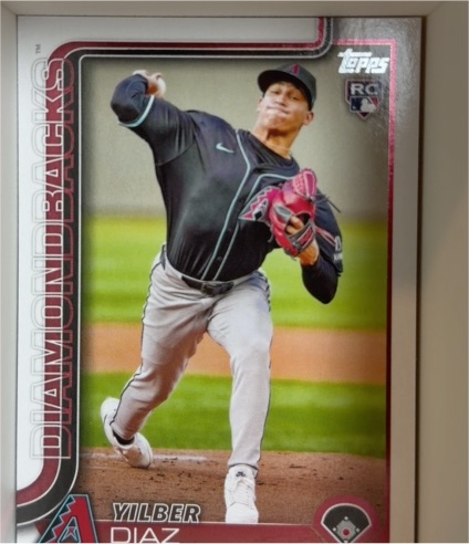 2025 Topps #104 Yilber Diaz — front