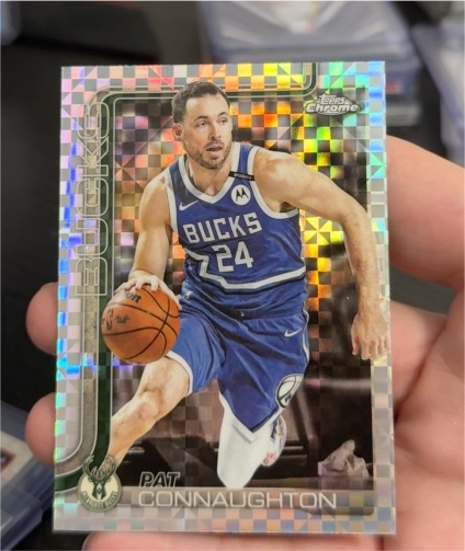 2025-26 Topps Chrome #190 Pat Connaughton — front