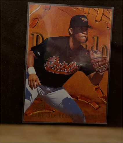 1996 Fleer Ultra Rawhide #1 Roberto Alomar — front