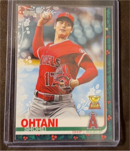 2019 Topps Holiday #HW33 Shohei Ohtani — front