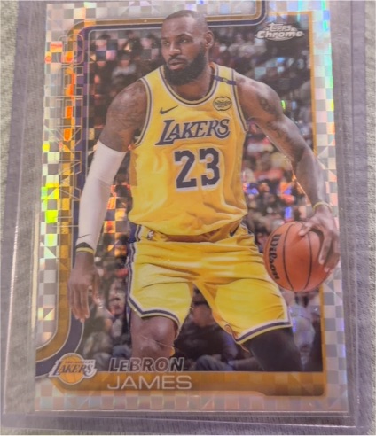 2025-26 Topps Chrome #127 LeBron James — front