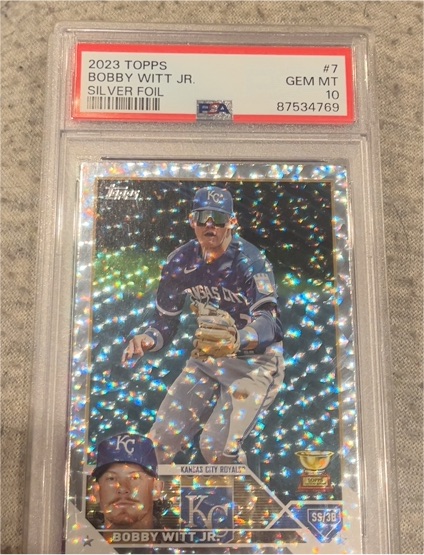 2023 Topps #7 Bobby Witt Jr. — front