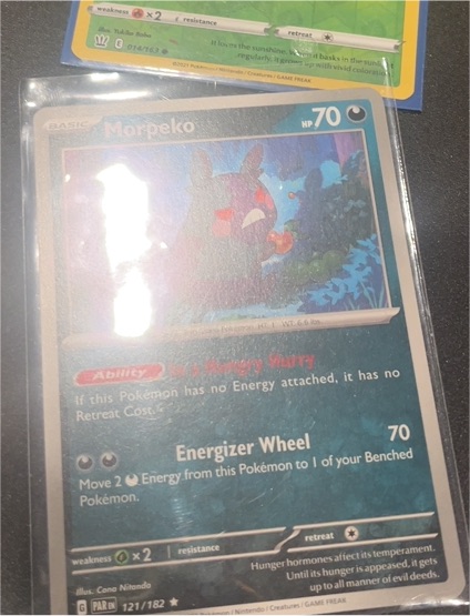 2021 Pokémon 121 Morpeko — front