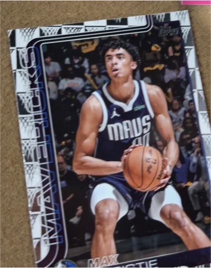 2025-26 Topps #174 Max Christie — front