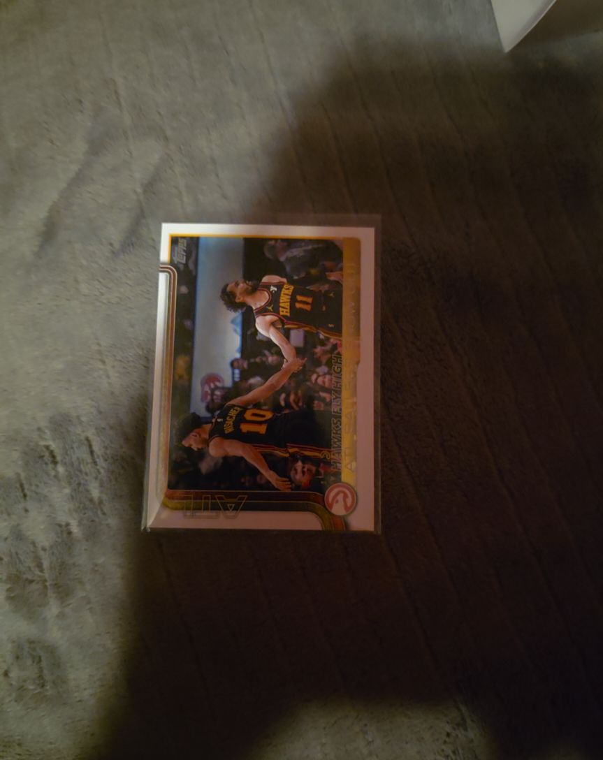 2025 Topps #282 Trae Young — front