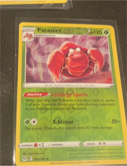 2022 Pokemon Lost Origin #005 Parasect — front