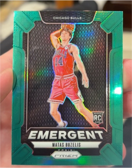 2024-25 Panini Prizm #7 Matas Buzelis Chicago Bulls Emergent Rookie — front