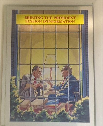 1988 Dart FlipCards Vietnam Fact Cards #60 Briefing The President — front