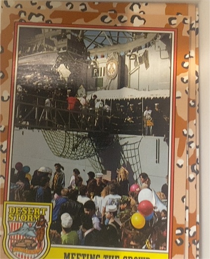 1991 Topps Desert Storm #255 Meeting the Crowd — front