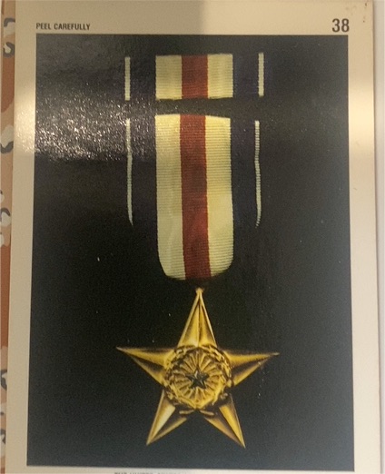 1991 Topps Desert Storm #38 Silver Star Medal Sticker — front
