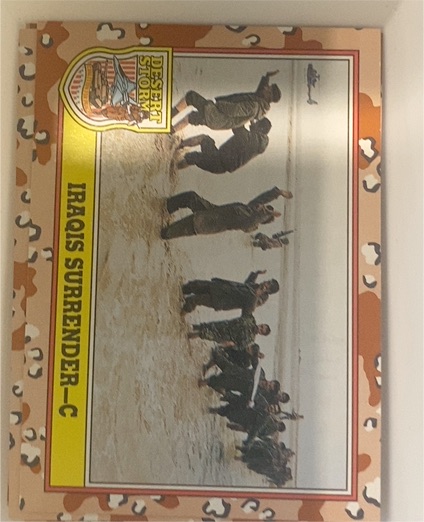1991 Topps Desert Storm Iraqis Surrender-C — front