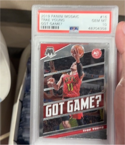2019-20 Panini Mosaic #16 Trae Young Got Game? — front
