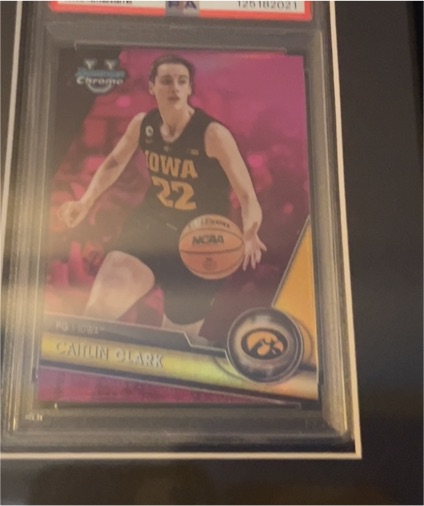 2023 Bowman University Chrome #34 Caitlin Clark — front