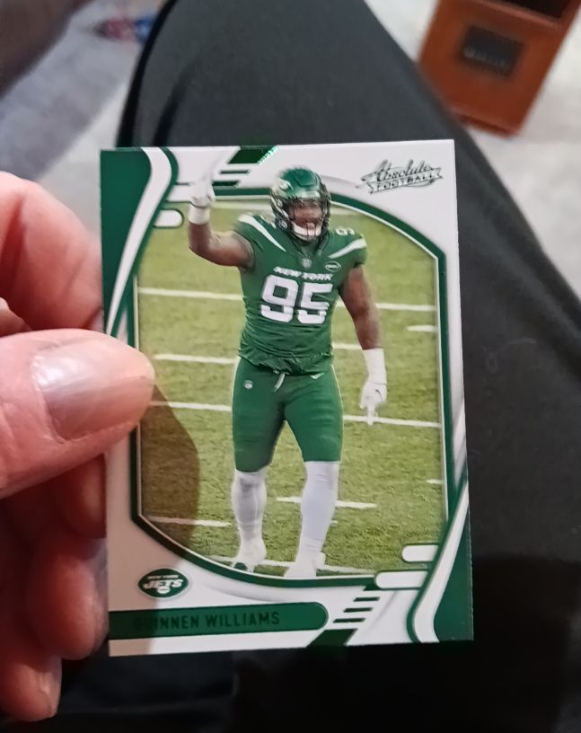 2021 Panini Absolute Football #90 Quinnen Williams — front