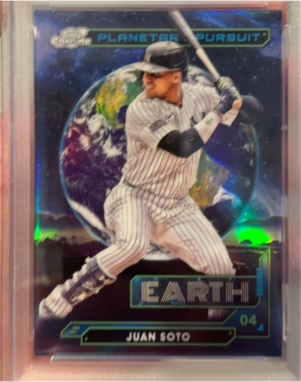 2024 Topps Cosmic Chrome Planetary Pursuit #04 Juan Soto — front