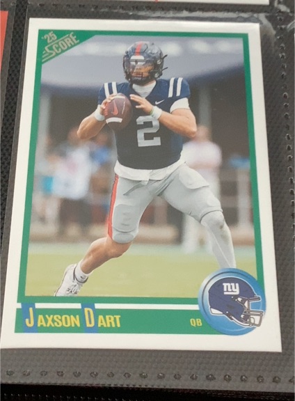 2025 Panini Score #9 Jaxson Dart — front