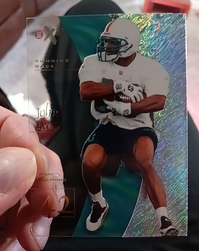 1996 Skybox EX #42 John Avery — front