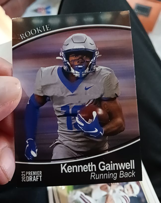 2021 Sage Premier Draft #23 Kenneth Gainwell Rookie Card — front