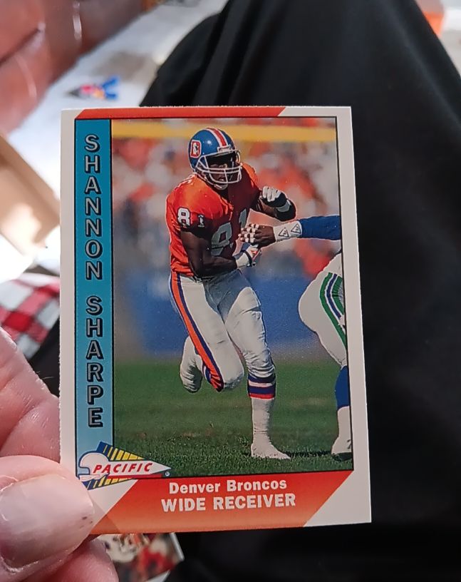 1991 Pacific #126 Shannon Sharpe — front