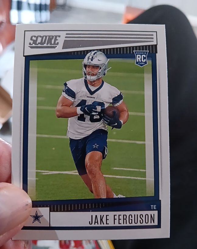 2022 Panini Score Football #375 Jake Ferguson — front