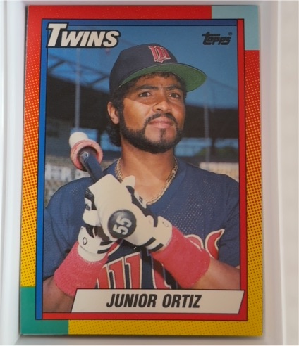 1990 Topps Traded #85T Junior Ortiz — front