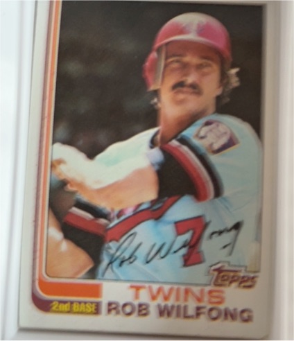 1982 Topps #379 Rob Wilfong — front