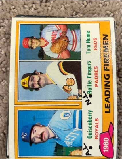 1981 Topps #8 1980 Leading Firemen Dan Quisenberry / Rollie Fingers / Tom Hume — front