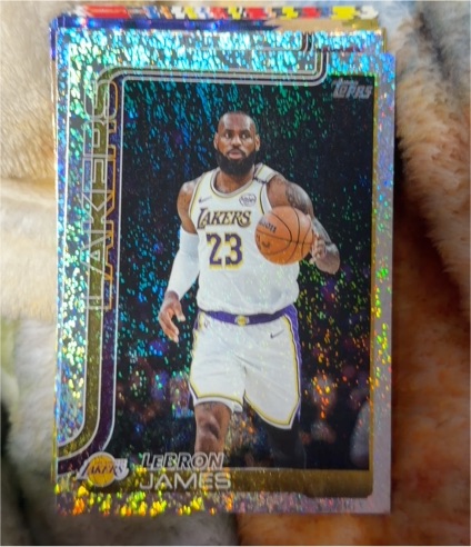 2025-26 Topps Holiday #H119 LeBron James — front