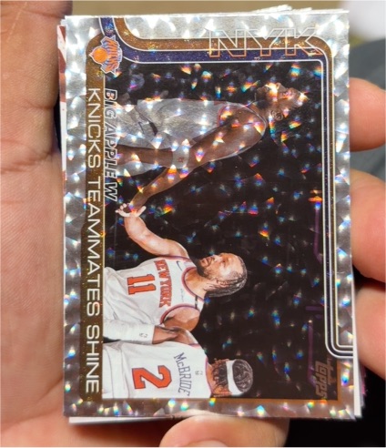 2025-26 Topps #274 Big Apple W Knicks Teammates Shine — front