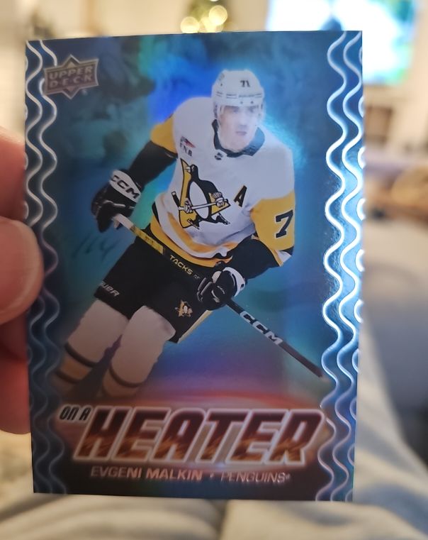 2024-25 Upper Deck #OH-15 Evgeni Malkin On a Heater — front